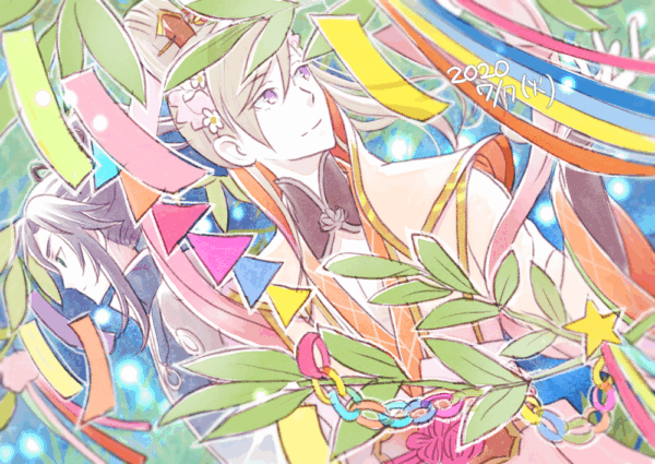 色とりどりの七夕飾りの中に佇む梵天と帝釈天。梵天が手前中央で左を向いて立ち、左奥に帝釈天の横顔が見える。